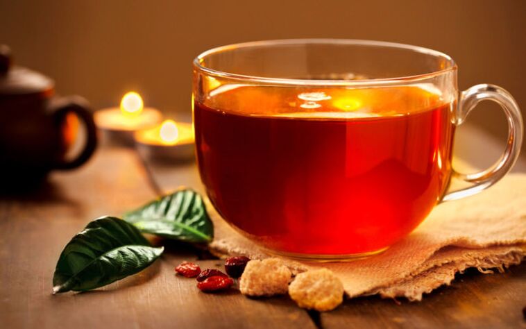 El té sin azúcar es una bebida permitida en el menú de la dieta alimentaria. 