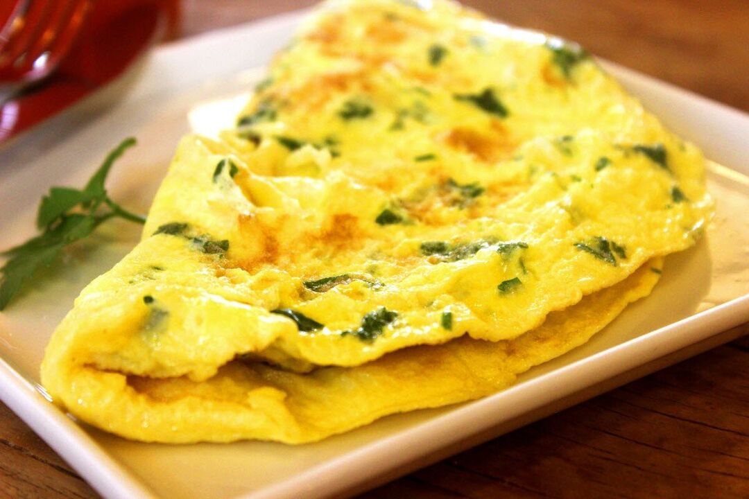 La tortilla es un plato dietético a base de huevo permitido para pacientes con pancreatitis. 